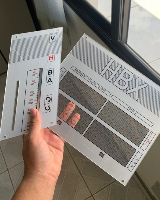 Conjunto de placas técnicas para torno HBX